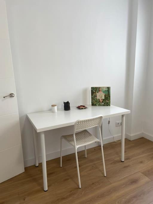 Ferienwohnung Leonmisol Exterior foto
